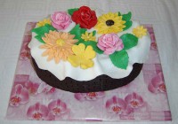 /album/narodeninove-torty/kosik-s-kvetmi-maly-jpg/